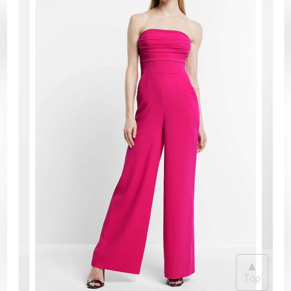 EXPRESS NWT Strapless Pleated Wide Leg Jumpsuit in Neon Berry size 0